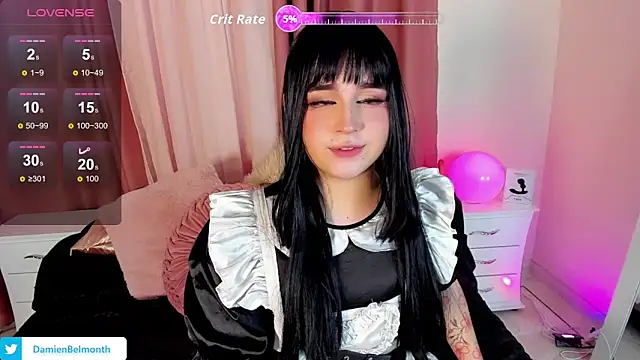 Snapshot of daniellesins2 chatting on December 5, 2025, 12:37 pm daniellesins2 online show from December 5, 2025, 12:37 pm