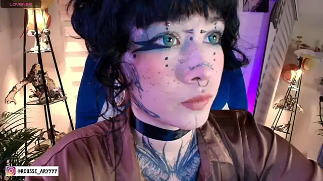 AryRousse online show from June 10, 2026, 4:03 am