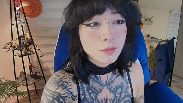 AryRousse online show from March 27, 2026, 2:09 am