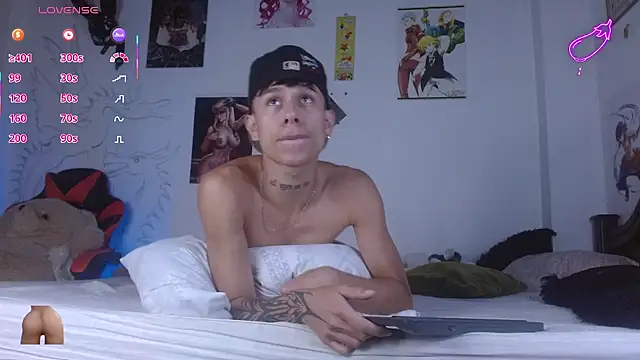 Snapshot of Jake_beach_ chatting on April 30, 2026, 5:36 am Jake beach online show from April 30, 2026, 5:36 am