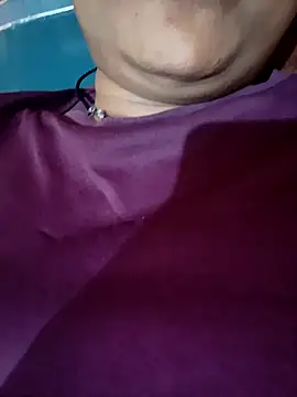 Snapshot of Rukmadi_hot chatting on April 19, 2026, 6:43 pm Rukmadi hot online show from April 19, 2026, 6:43 pm