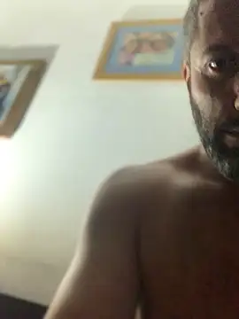 Snapshot of Calientesensible chatting on February 10, 2026, 4:11 am Calientesensible online show from February 10, 2026, 4:11 am