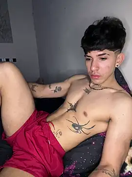 Snapshot of wil_hot chatting on February 7, 2026, 3:53 pm wil hot online show from February 7, 2026, 3:53 pm