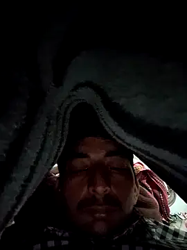 TwinklyBasket897 online show from December 5, 2025, 5:44 pm