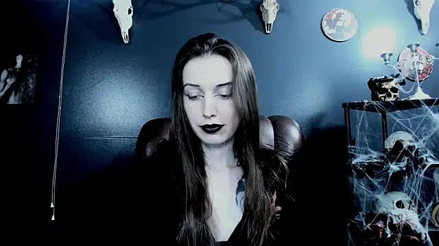 Snapshot of MistressNightmare chatting on December 3, 2025, 8:30 pm MistressNightmare online show from December 3, 2025, 8:30 pm