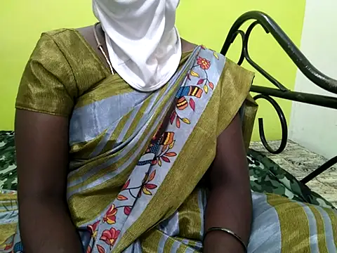 Snapshot of tamil_sumathi chatting on July 2, 2026, 5:24 am tamil sumathi online show from July 2, 2026, 5:24 am