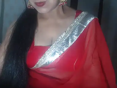 Hotronita123 online show from May 1, 2026, 5:29 pm