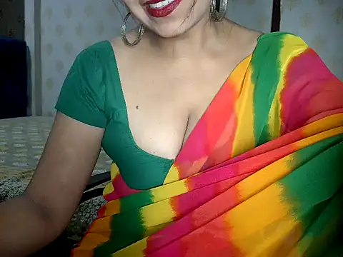Hotronita123 online show from June 11, 2026, 5:10 pm