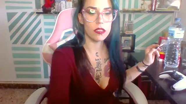 blackrose1997 online show from December 22, 2025, 3:34 pm