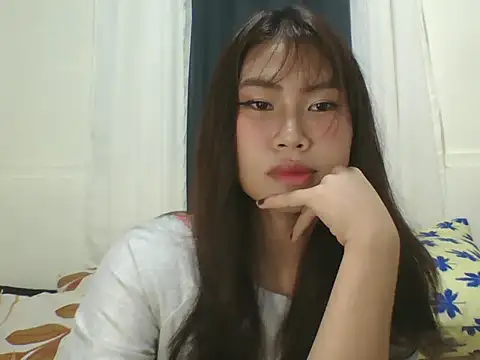 Allysonxx05 online show from May 26, 2026, 12:58 pm