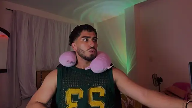 Franco banderas online show from March 28, 2026, 10:00 pm