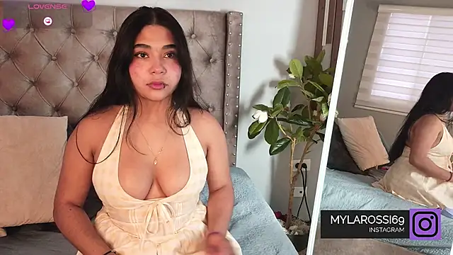 Mylarossi online show from May 6, 2026, 4:44 pm