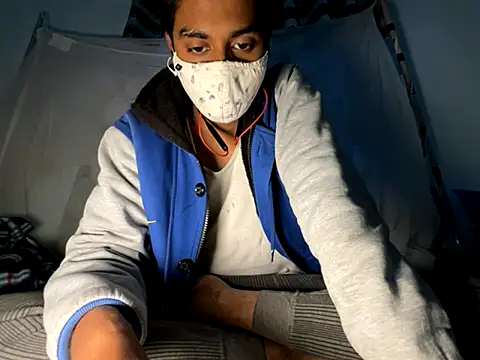 Snapshot of hunterboy2001 chatting on December 3, 2025, 9:31 am hunterboy2001 online show from December 3, 2025, 9:31 am