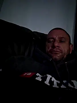 Snapshot of caners66 chatting on December 17, 2025, 9:03 am caners66 online show from December 17, 2025, 9:03 am