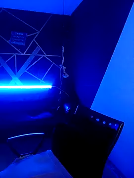 Snapshot of Veronica_Lewis_ chatting on December 5, 2025, 1:10 pm Veronica Lewis online show from December 5, 2025, 1:10 pm