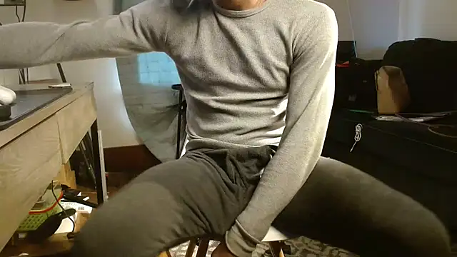 Snapshot of GetAtsmac chatting on December 14, 2025, 8:58 pm GetAtsmac online show from December 14, 2025, 8:58 pm