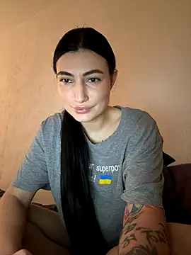 Ruby yy online show from December 2, 2025, 5:58 pm