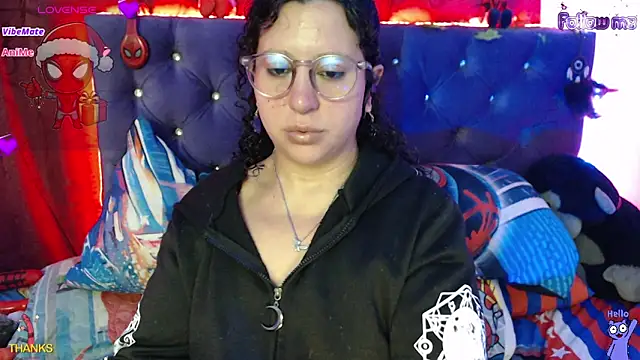 Snapshot of nahomymonx chatting on December 15, 2025, 10:43 am nahomymonx online show from December 15, 2025, 10:43 am