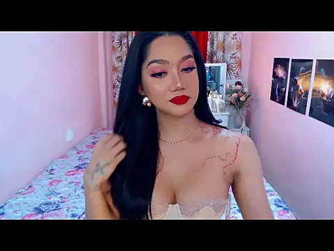 UrScreenGoddess online show from May 3, 2026, 12:49 am