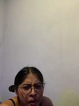 Arely-L1 online show from March 3, 2026, 3:24 am