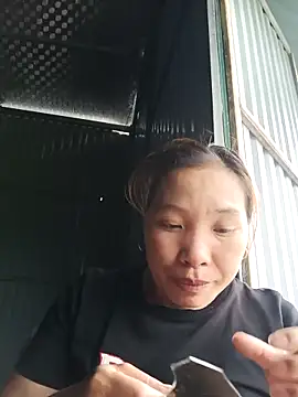 Snapshot of Evelyn-n chatting on March 26, 2026, 4:44 am Evelyn-n online show from March 26, 2026, 4:44 am