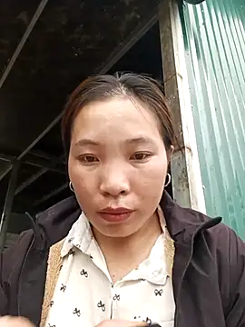 Snapshot of Evelyn-n chatting on March 3, 2026, 8:32 am Evelyn-n online show from March 3, 2026, 8:32 am