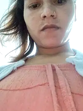 Snapshot of RADHIKA-1143 chatting on December 14, 2025, 1:28 pm RADHIKA-1143 online show from December 14, 2025, 1:28 pm