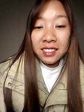 Snapshot of Minsssa20 chatting on December 14, 2025, 4:40 am Minsssa20 online show from December 14, 2025, 4:40 am