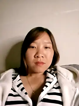 Snapshot of Minsssa20 chatting on March 11, 2026, 11:10 pm Minsssa20 online show from March 11, 2026, 11:10 pm