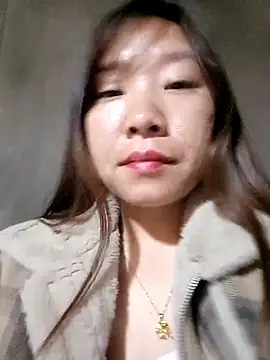 Snapshot of Minsssa20 chatting on February 16, 2026, 10:51 pm Minsssa20 online show from February 16, 2026, 10:51 pm