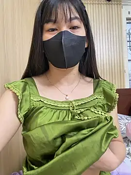 Snapshot of MintShow18 chatting on July 25, 2026, 4:20 am MintShow18 online show from July 25, 2026, 4:20 am
