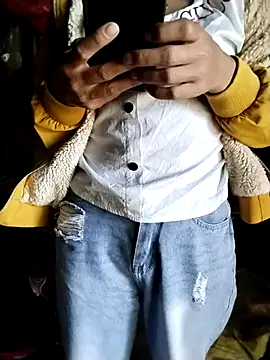 Snapshot of iam-eli chatting on December 3, 2025, 6:14 am iam-eli online show from December 3, 2025, 6:14 am