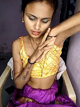 Snapshot of Khatta_Meeth chatting on December 13, 2025, 8:04 pm Khatta Meeth online show from December 13, 2025, 8:04 pm