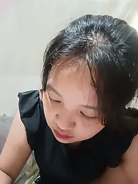 Snapshot of Pretty-haert chatting on July 24, 2026, 6:42 am Pretty-haert online show from July 24, 2026, 6:42 am