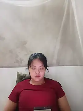 Snapshot of Pretty-haert chatting on July 16, 2026, 9:39 am Pretty-haert online show from July 16, 2026, 9:39 am