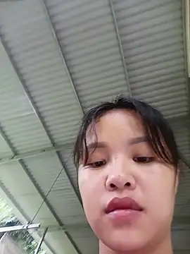 Snapshot of Pretty-haert chatting on July 19, 2026, 2:53 am Pretty-haert online show from July 19, 2026, 2:53 am