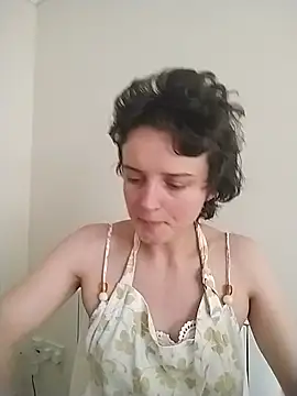 Snapshot of Amy01112 chatting on June 6, 2026, 7:08 pm Amy01112 online show from June 6, 2026, 7:08 pm