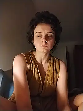 Snapshot of Amy01112 chatting on June 15, 2026, 2:12 am Amy01112 online show from June 15, 2026, 2:12 am
