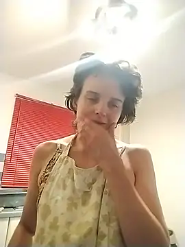 Snapshot of Amy01112 chatting on July 28, 2026, 12:07 am Amy01112 online show from July 28, 2026, 12:07 am