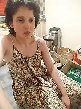 Snapshot of Amy01112 chatting on July 7, 2026, 9:40 pm Amy01112 online show from July 7, 2026, 9:40 pm