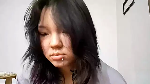 Snapshot of MeowMiaMeow chatting on December 13, 2025, 8:04 pm MeowMiaMeow online show from December 13, 2025, 8:04 pm