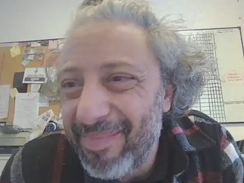 Snapshot of Petebulimia chatting on May 3, 2026, 4:21 pm Petebulimia online show from May 3, 2026, 4:21 pm