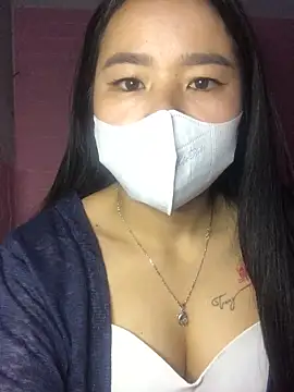 Snapshot of -Lisa-03 chatting on December 1, 2025, 11:49 pm -Lisa-03 online show from December 1, 2025, 11:49 pm