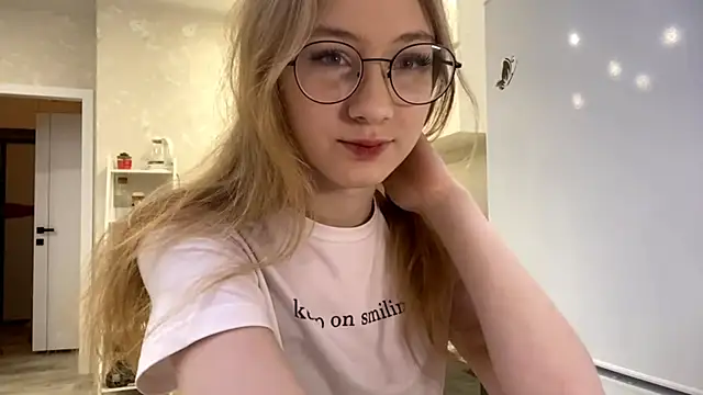 MargyDejong online show from December 16, 2025, 2:21 pm