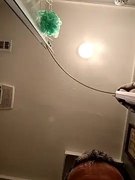 Snapshot of Lalin2323 chatting on March 20, 2026, 12:11 am Lalin2323 online show from March 20, 2026, 12:11 am