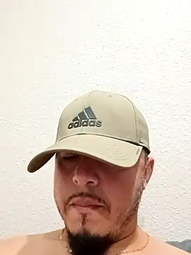 Snapshot of Lalin2323 chatting on March 7, 2026, 2:07 am Lalin2323 online show from March 7, 2026, 2:07 am