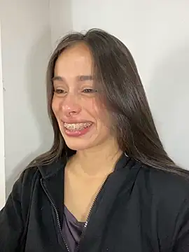 saraarchbould online show from February 3, 2026, 2:22 pm