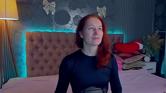 Snapshot of JasmineeSky chatting on December 15, 2025, 1:28 pm JasmineeSky online show from December 15, 2025, 1:28 pm