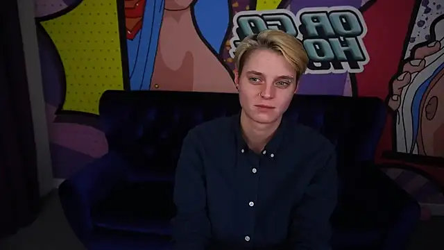 RoxyFlamee online show from December 2, 2025, 3:47 pm