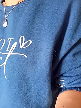 Snapshot of gatitachula93 chatting on March 19, 2026, 2:39 pm gatitachula93 online show from March 19, 2026, 2:39 pm